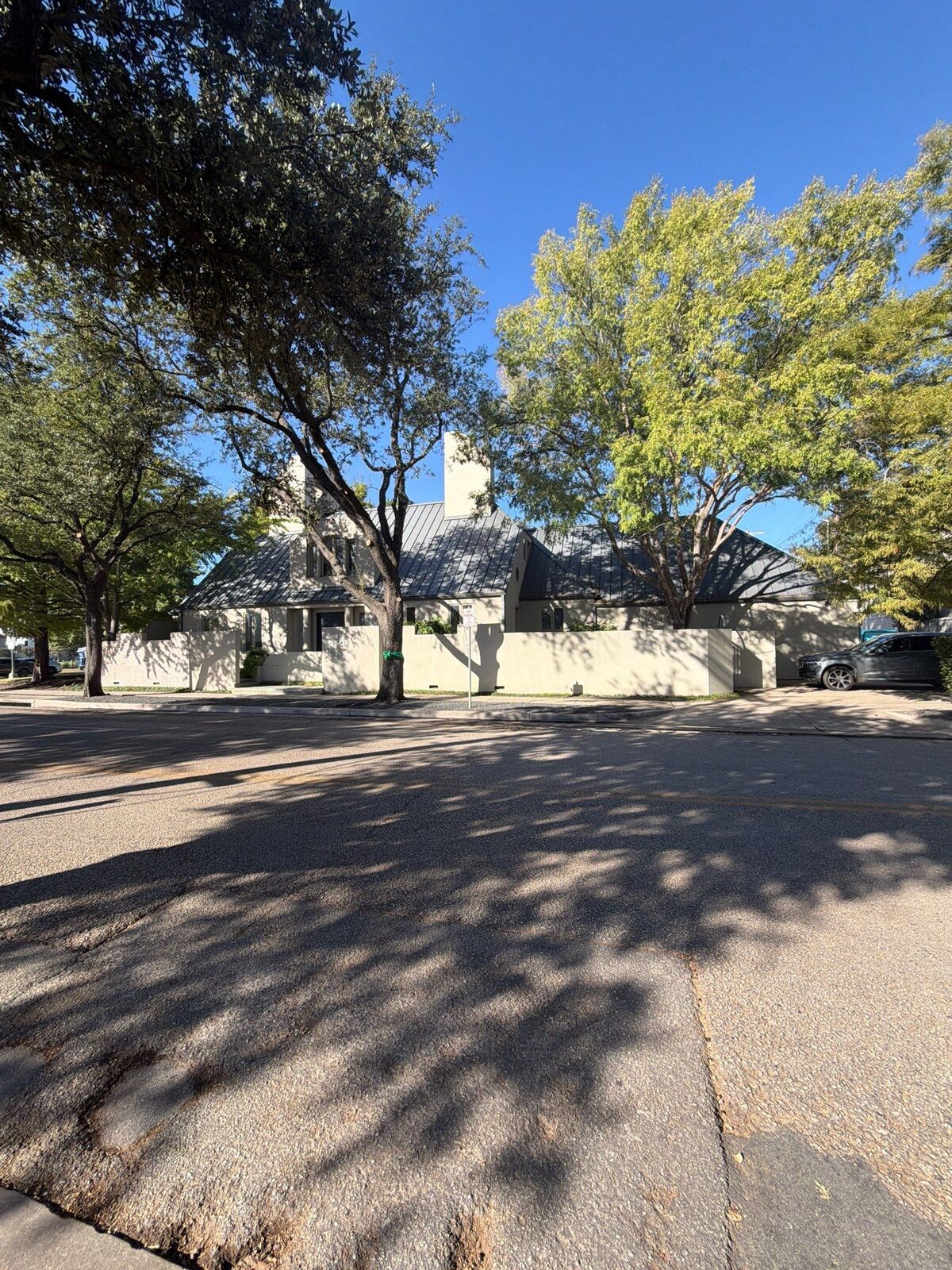 Standing-seam metal roof inspection in Dallas, TX